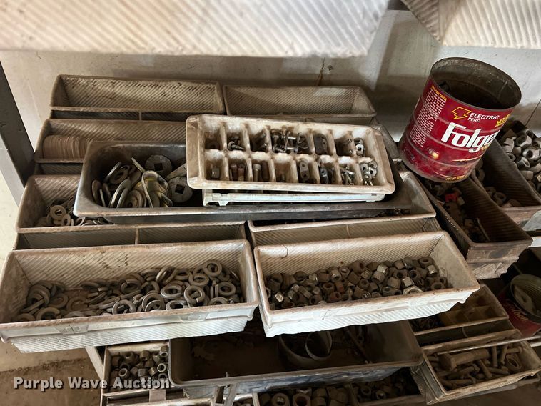 image for item II9099 Storage and shelving