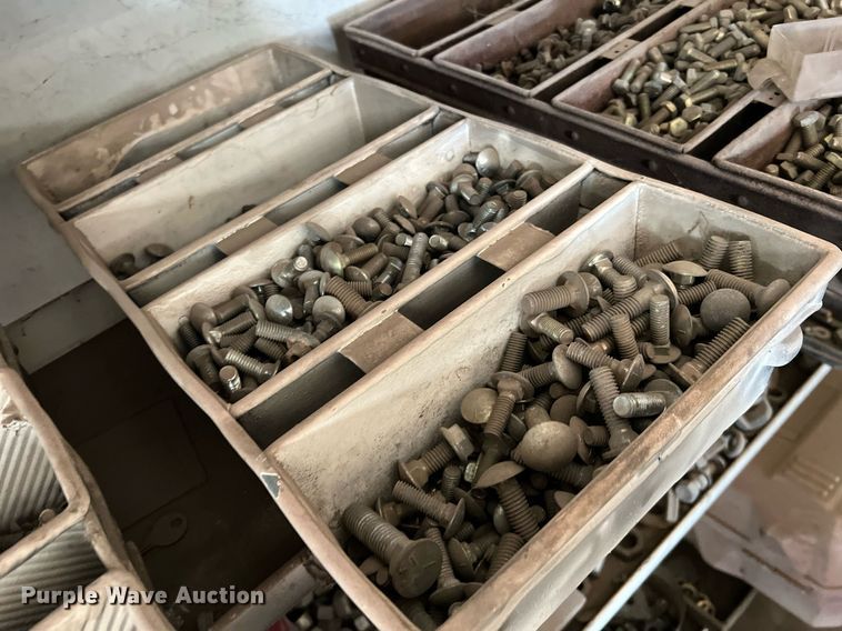 image for item II9099 Storage and shelving