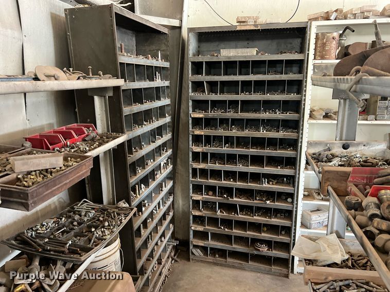 image for item II9099 Storage and shelving