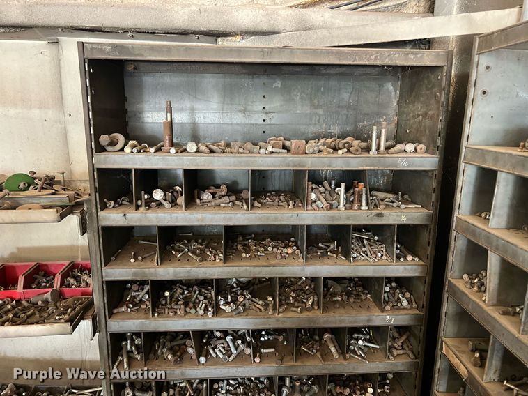 image for item II9099 Storage and shelving