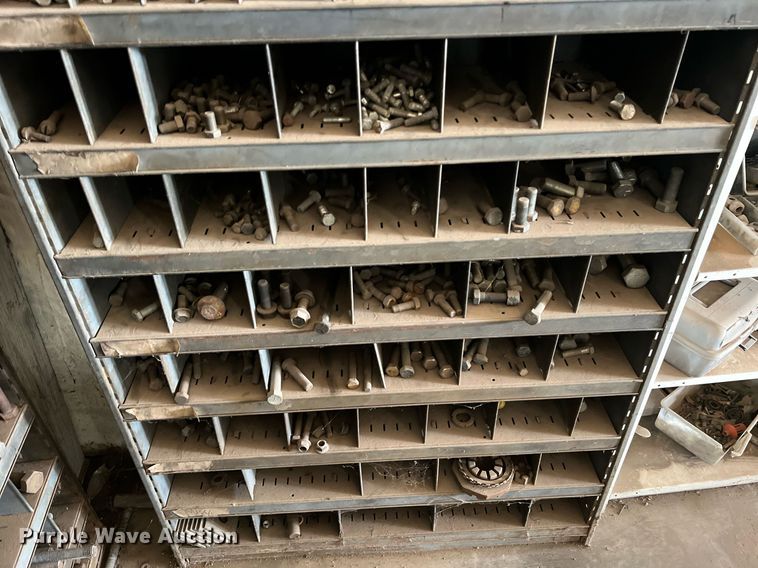 image for item II9099 Storage and shelving