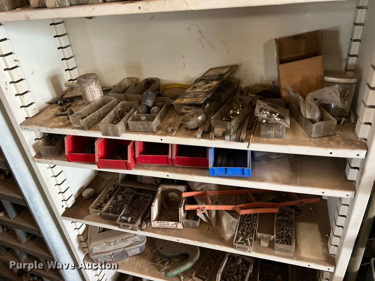 image for item II9099 Storage and shelving