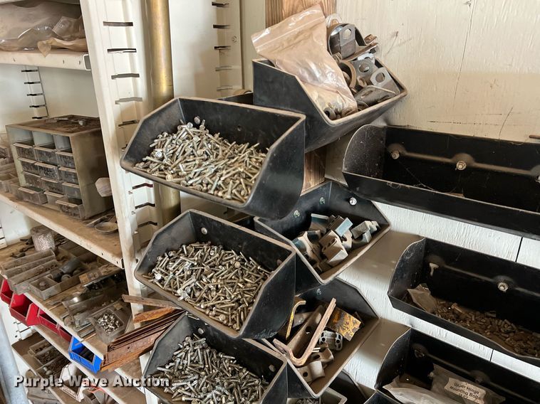 image for item II9099 Storage and shelving