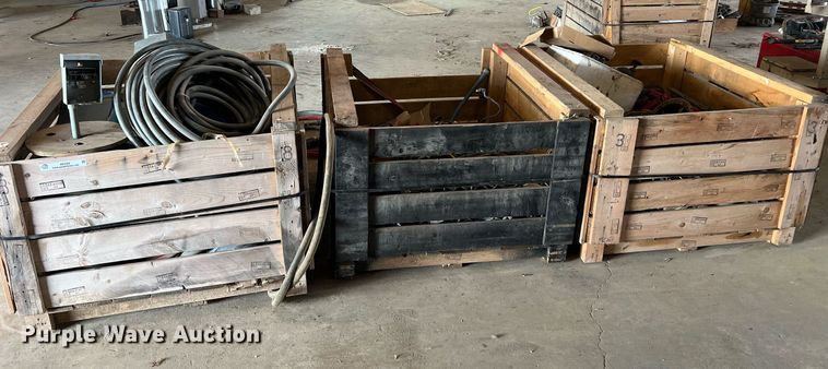 image for item II9104 (3) pallets of building materials