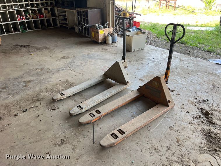 image for item II9105 (2) pallet jacks