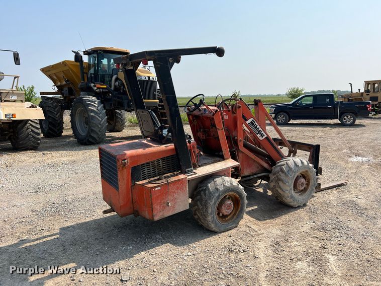image for item II9111 Willmar Wrangler  wheel loader