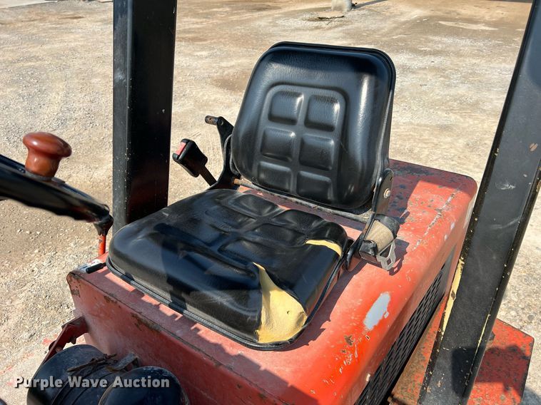 image for item II9111 Willmar Wrangler  wheel loader