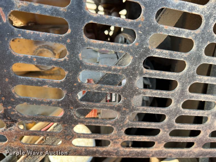 image for item II9111 Willmar Wrangler  wheel loader