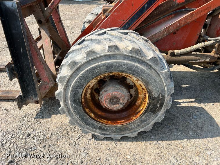image for item II9111 Willmar Wrangler  wheel loader