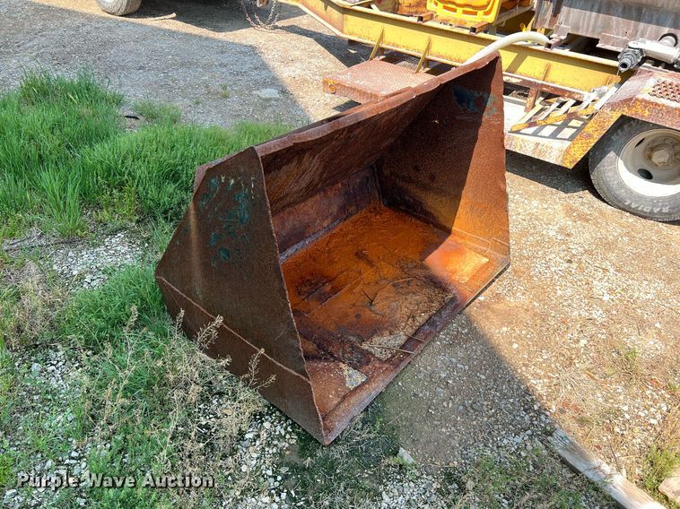 image for item II9111 Willmar Wrangler  wheel loader