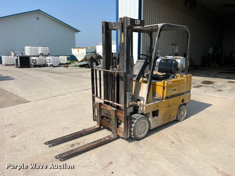 image for item II9112 Caterpillar T50D  forklift