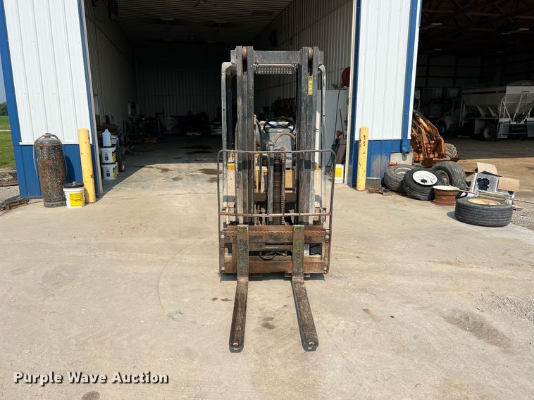 image for item II9112 Caterpillar T50D  forklift