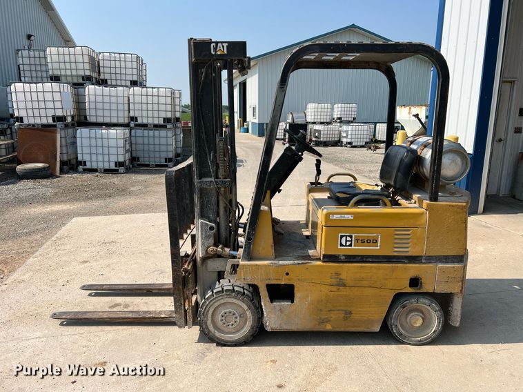 image for item II9112 Caterpillar T50D  forklift