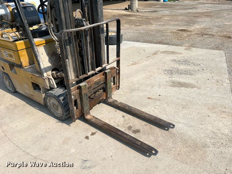 image for item II9112 Caterpillar T50D  forklift