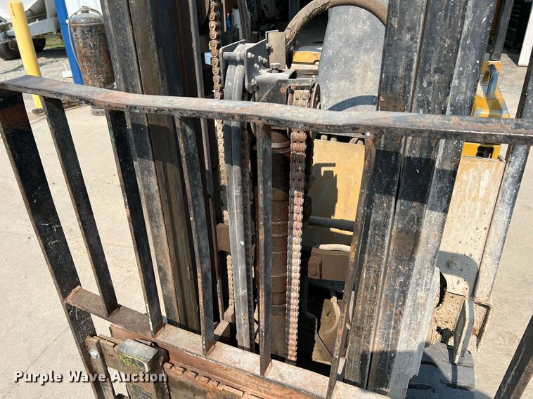 image for item II9112 Caterpillar T50D  forklift