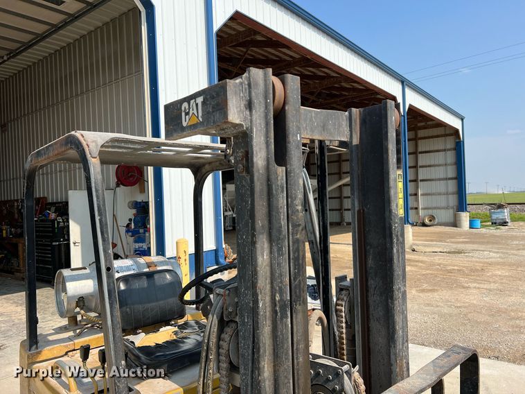 image for item II9112 Caterpillar T50D  forklift