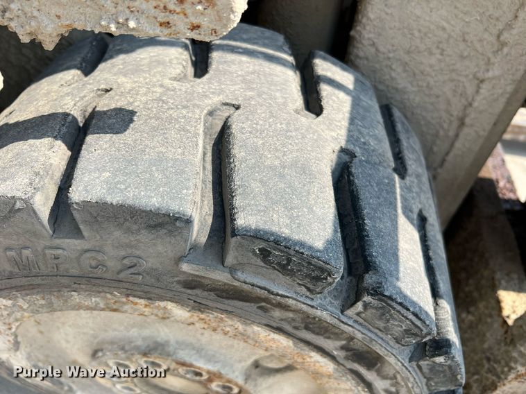 image for item II9112 Caterpillar T50D  forklift