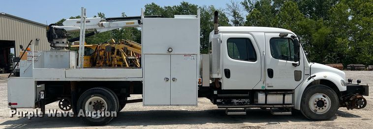 image for item II9114 2007 Freightliner Business Class M2  utility / service truck