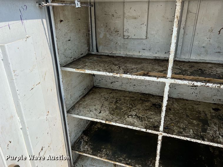 image for item II9114 2007 Freightliner Business Class M2  utility / service truck