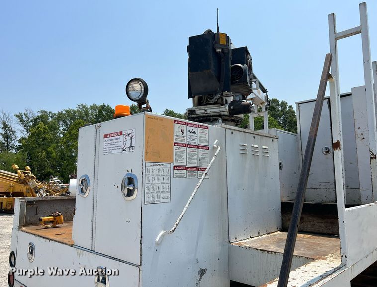 image for item II9114 2007 Freightliner Business Class M2  utility / service truck