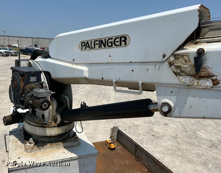 image for item II9114 2007 Freightliner Business Class M2  utility / service truck