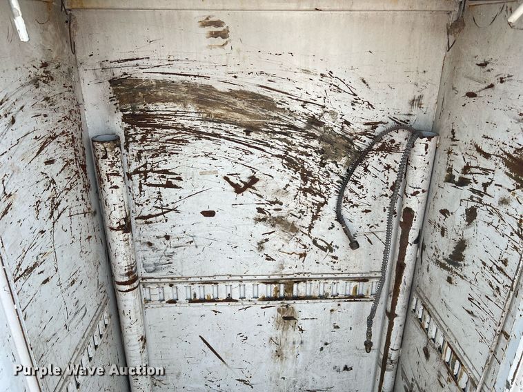 image for item II9114 2007 Freightliner Business Class M2  utility / service truck