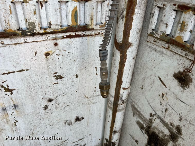 image for item II9114 2007 Freightliner Business Class M2  utility / service truck