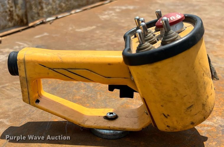 image for item II9114 2007 Freightliner Business Class M2  utility / service truck