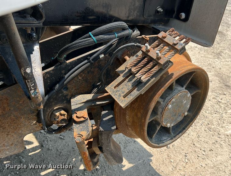 image for item II9114 2007 Freightliner Business Class M2  utility / service truck