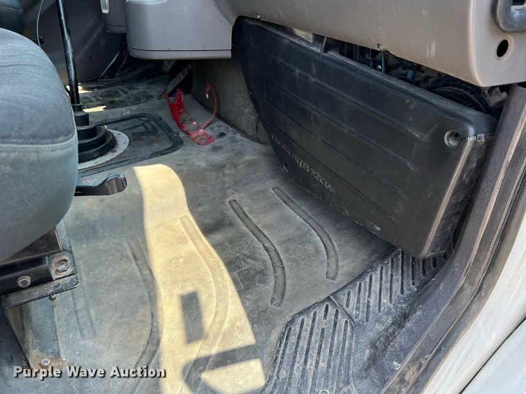 image for item II9114 2007 Freightliner Business Class M2  utility / service truck