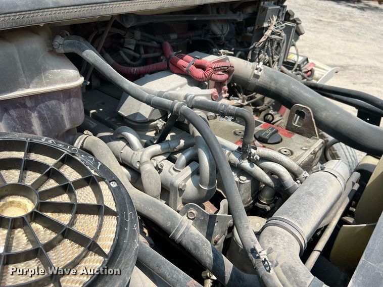 image for item II9114 2007 Freightliner Business Class M2  utility / service truck