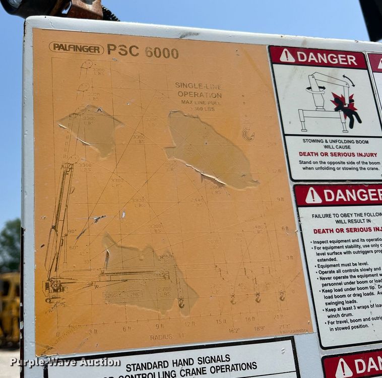 image for item II9114 2007 Freightliner Business Class M2  utility / service truck