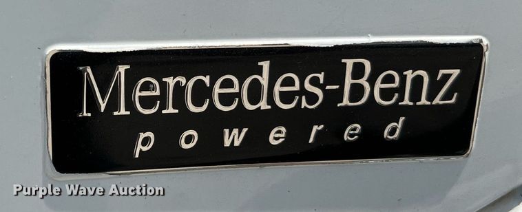 image for item II9114 2007 Freightliner Business Class M2  utility / service truck