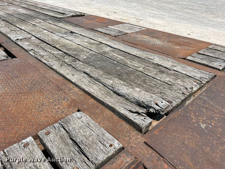 image for item II9115 2002 Interstate 20DT  equipment trailer