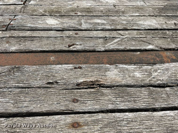 image for item II9115 2002 Interstate 20DT  equipment trailer