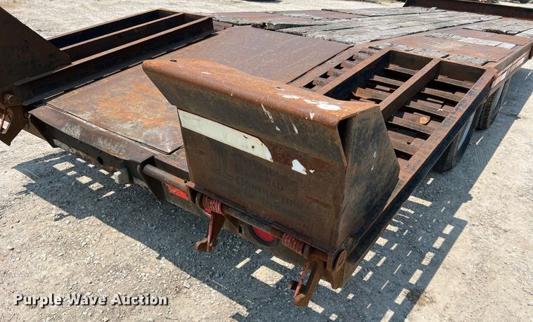 image for item II9115 2002 Interstate 20DT  equipment trailer