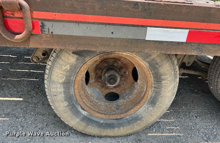 image for item II9115 2002 Interstate 20DT  equipment trailer