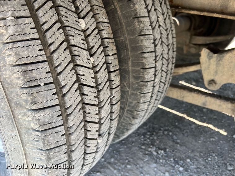 image for item II9115 2002 Interstate 20DT  equipment trailer