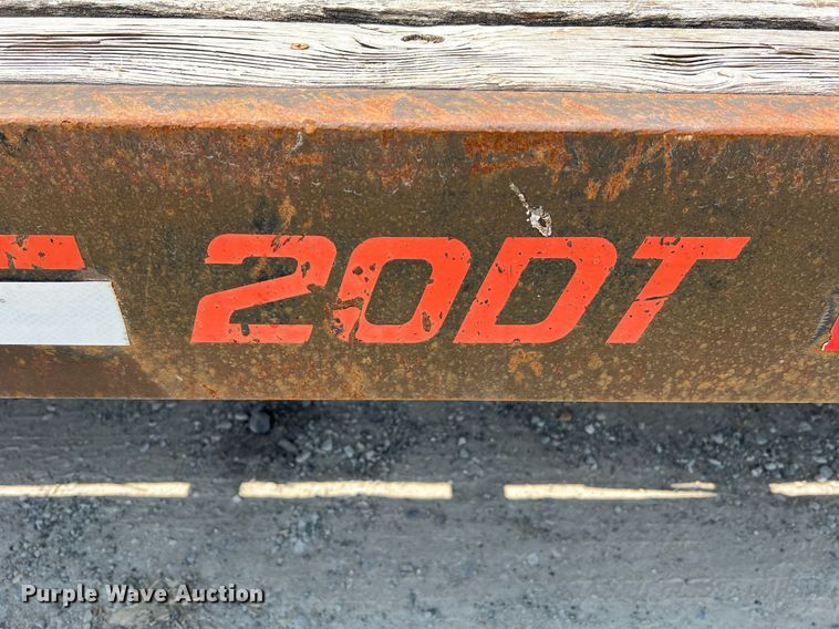 image for item II9115 2002 Interstate 20DT  equipment trailer