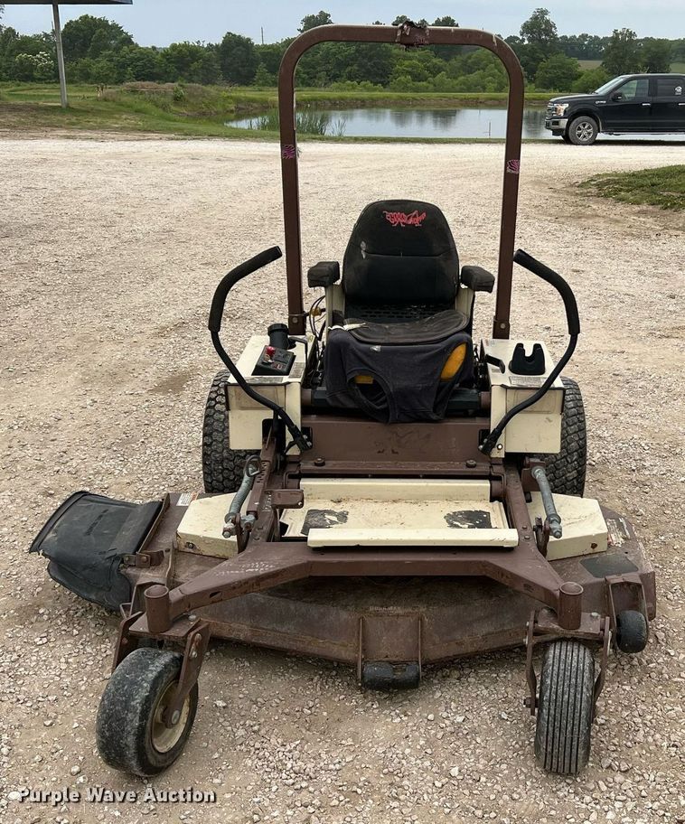 image for item II9122 Grasshopper 335  ZTR lawn mower