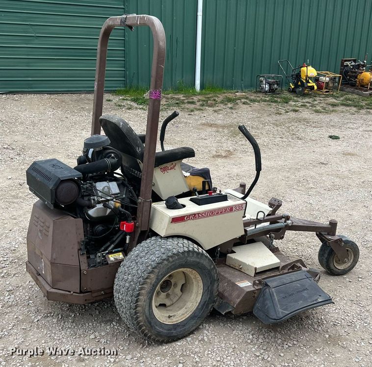 image for item II9122 Grasshopper 335  ZTR lawn mower