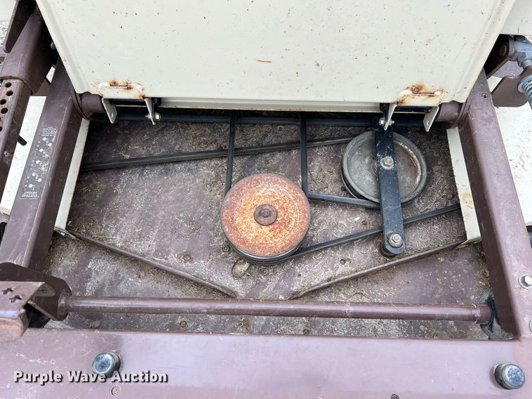 image for item II9122 Grasshopper 335  ZTR lawn mower