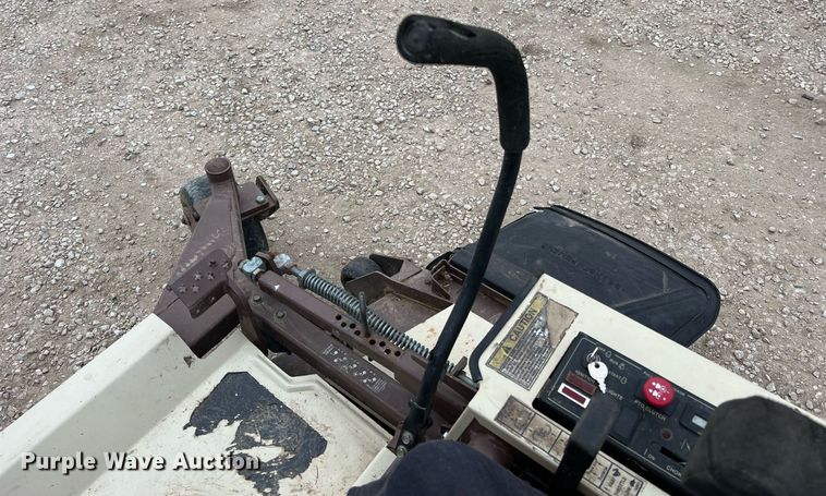 image for item II9122 Grasshopper 335  ZTR lawn mower