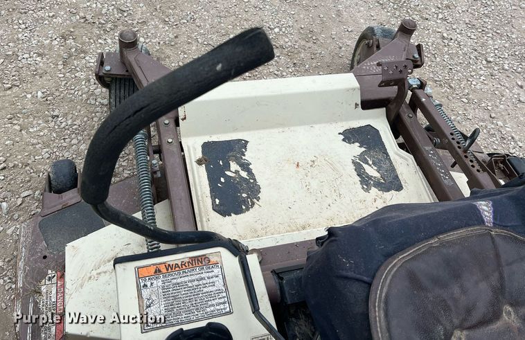 image for item II9122 Grasshopper 335  ZTR lawn mower