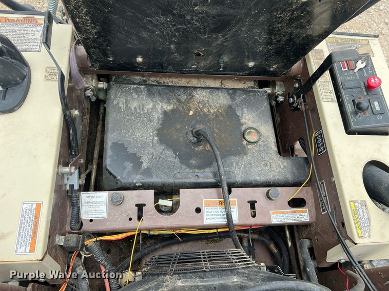 image for item II9122 Grasshopper 335  ZTR lawn mower