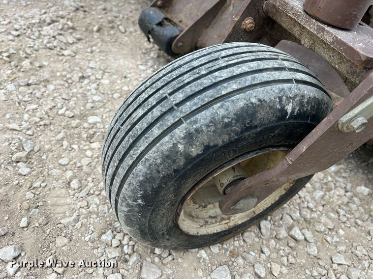 image for item II9122 Grasshopper 335  ZTR lawn mower