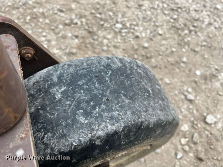 image for item II9122 Grasshopper 335  ZTR lawn mower