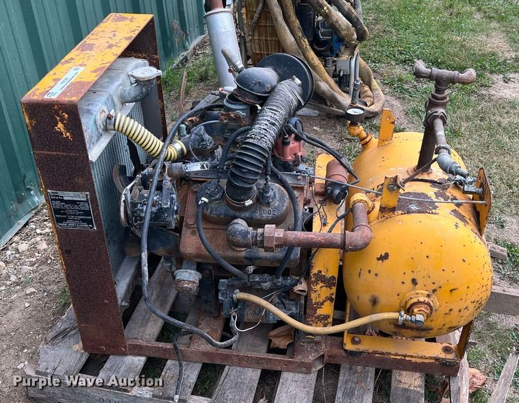 image for item II9125 Porta-air V4-35  air compressor