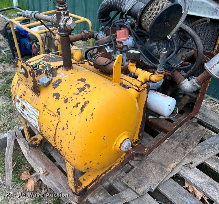 image for item II9125 Porta-air V4-35  air compressor