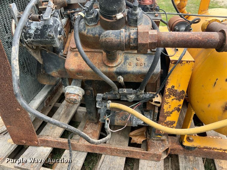 image for item II9125 Porta-air V4-35  air compressor